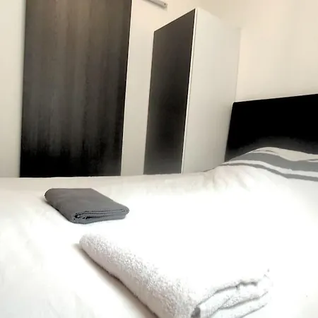 Apartment Joli Studio A - Gare & Metro Matabiau Toulouse